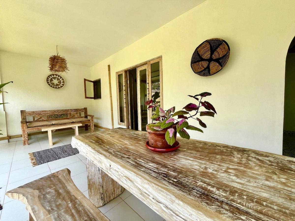 Pura Vida Villa Uluwatu Eksteriør billede
